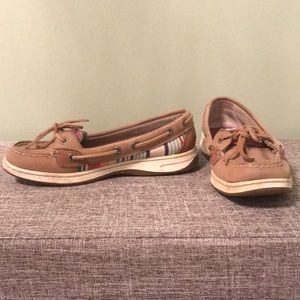 Sperry Angelfish colorful Print